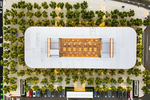 Apple's Next CEO John Ternus Faces a Minefield at the Top