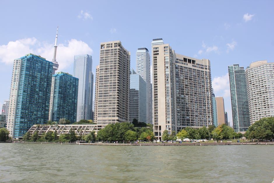 Toronto Residents Rally Against Billy Bishop Airport Expansion