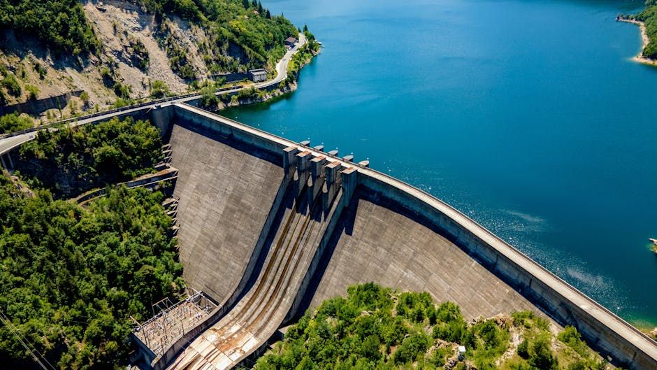 Carney Government Plans to Double Canada's Electricity Grid
