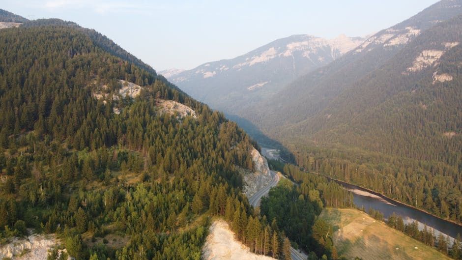 Woman Presumed Drowned After Car Enters North Thompson River in Kamloops