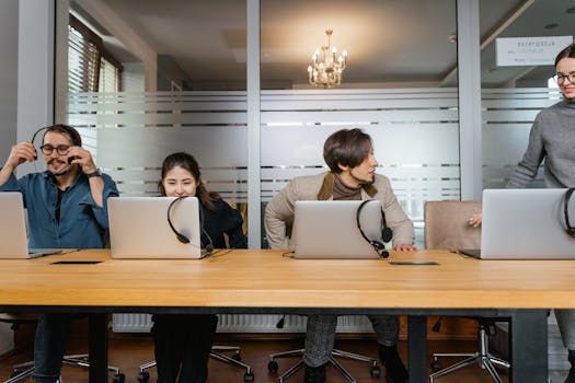 Meta Cuts 8,000 Jobs, Microsoft Offers Buyouts in Major Tech Shakeup