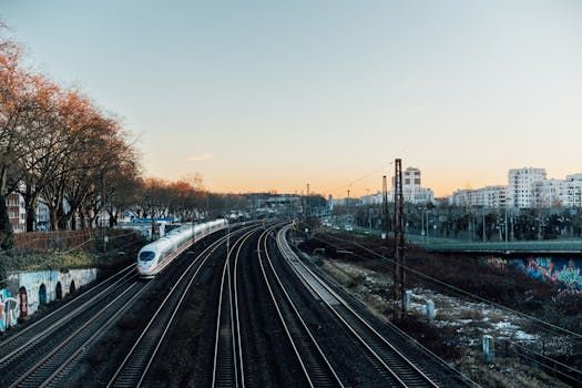 Poilievre Demands Cancellation of Toronto-Quebec High-Speed Rail