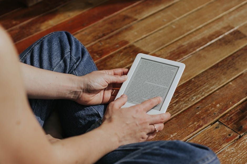 Kindle Owners Are Jailbreaking Old E-Readers After Amazon Cuts Support