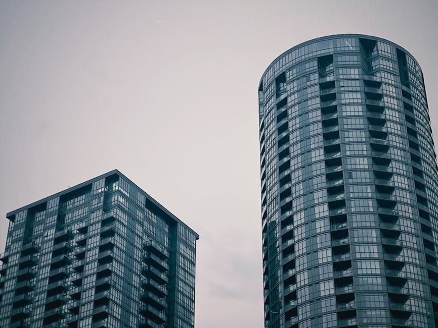 Two 'Landmark' Towers of 25 and 27 Storeys Planned for Centretown