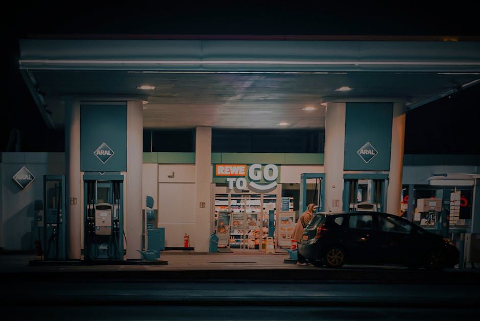 Ottawa Gas Prices Set to Drop 9 Cents a Litre — Here's When