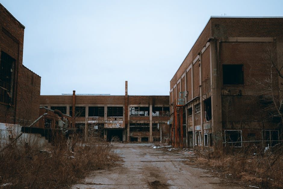 St. Catharines Orders Former GM Plants Repaired or Torn Down