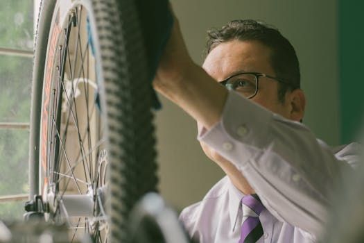 Nepean's 'Bike Guy' Fixes Up Bicycles and Gives Them Away for Free