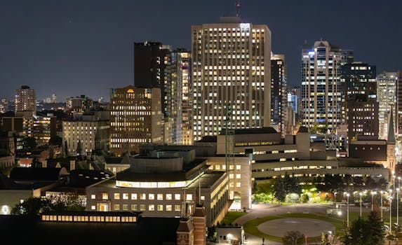 Ottawa and Bay Street Grapple With Recession Fears as Economic Data Weakens