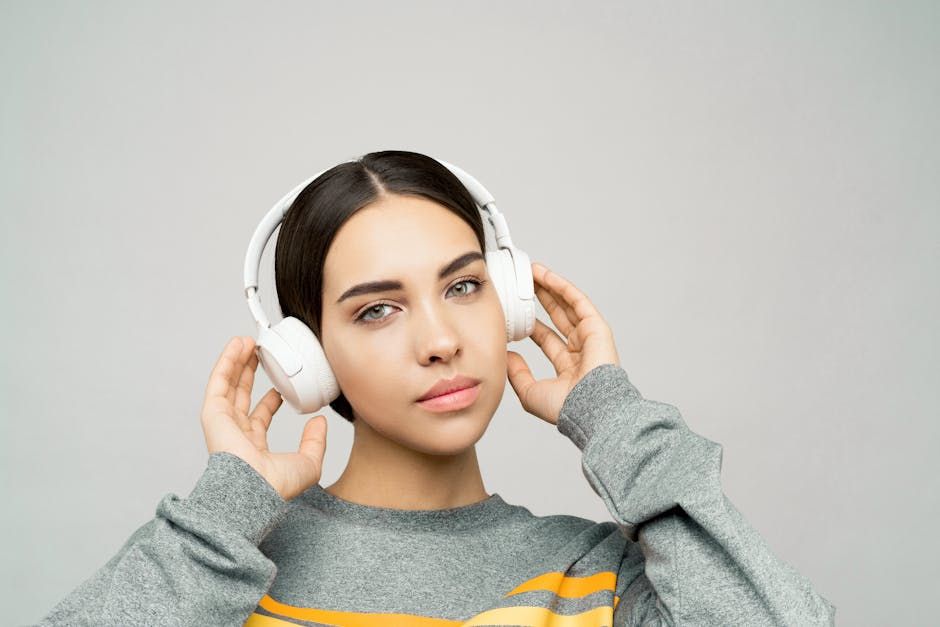 Spotify Is Now Narrating Full Magazine Articles From Rolling Stone, Vogue & More